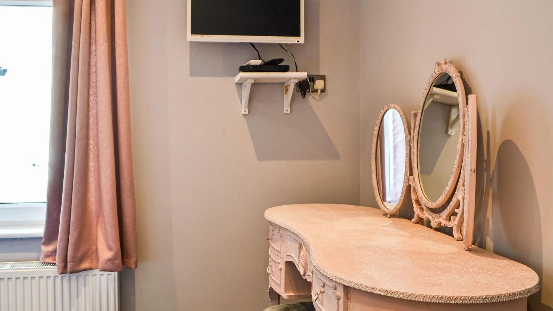 Holiday home Loweys Harbour Cottage Bridlington